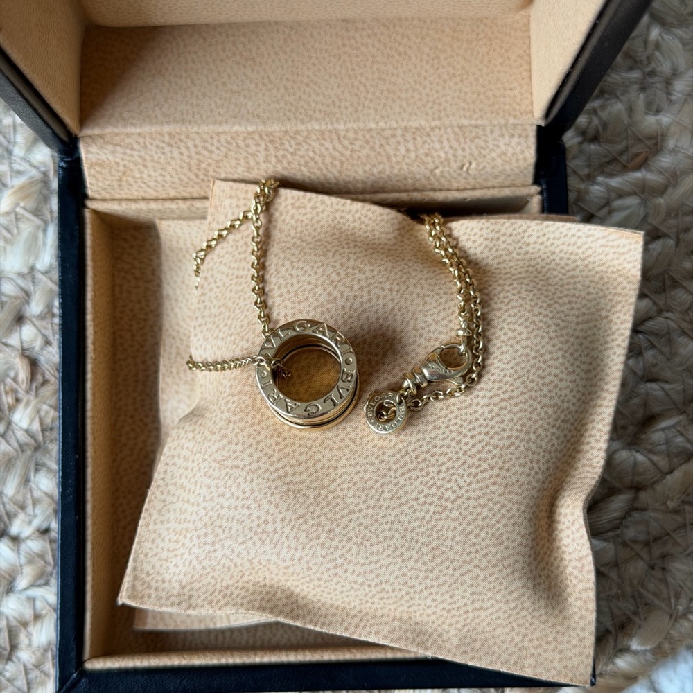 Bulgari Gold Necklace B.zero1 design - Picture 6 of 7